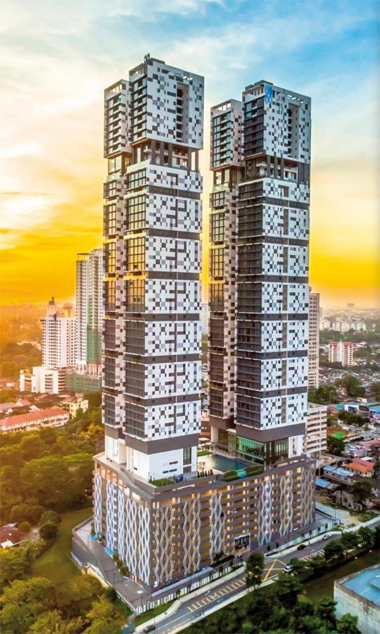 2 Bedroom Apartment @Setia Sky 88 Johor Bahru Esterno foto